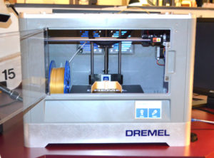 Dremel 3D Printer Printing Parts